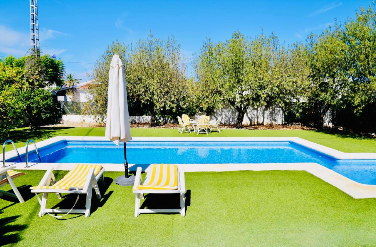 Chalet La Marina Dénia Eksteriør billede